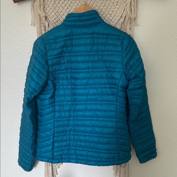 Patagonia women’s puffer jacket small - Picture 6 of 6